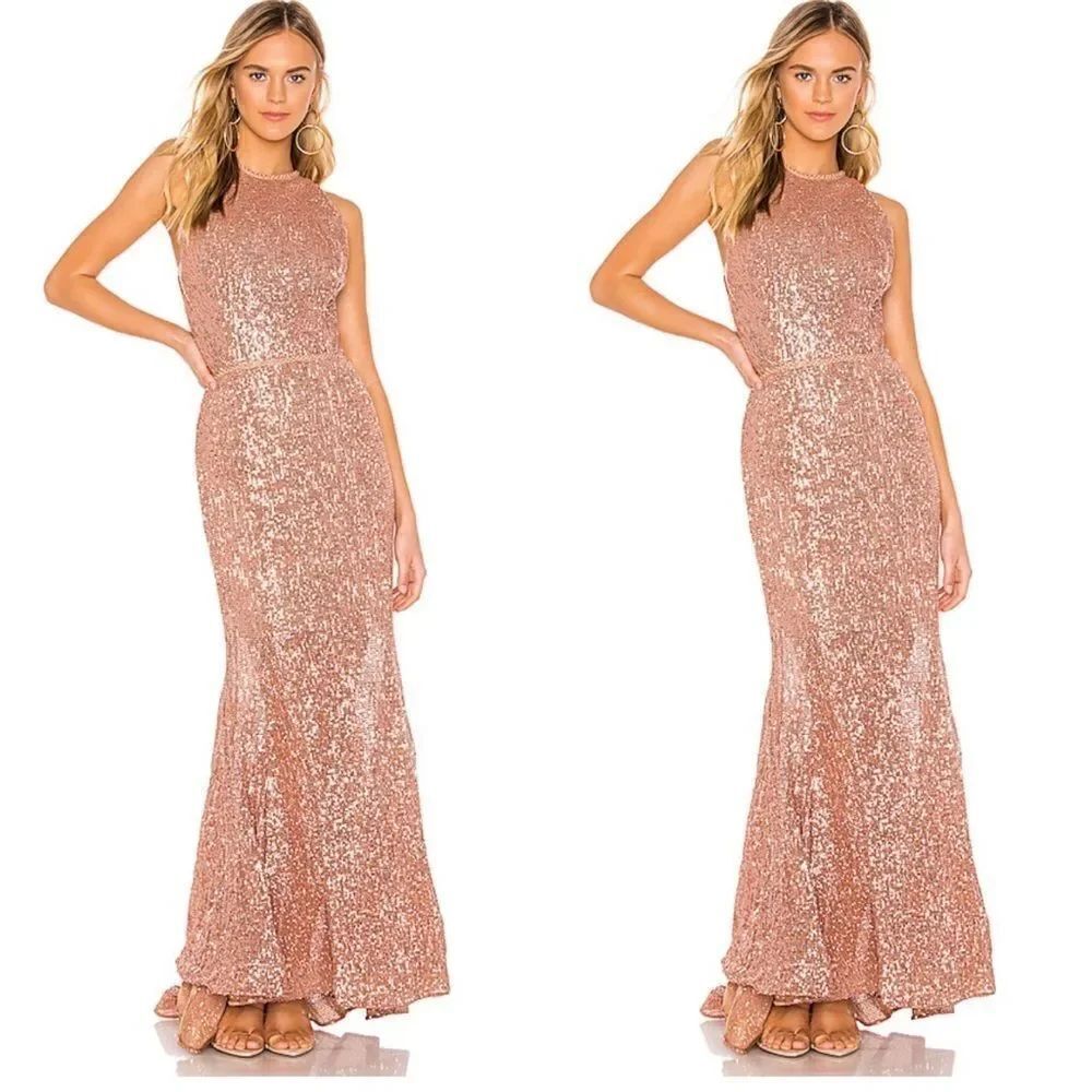 💯 Moon Gown in Bronze
Bronx and Banco